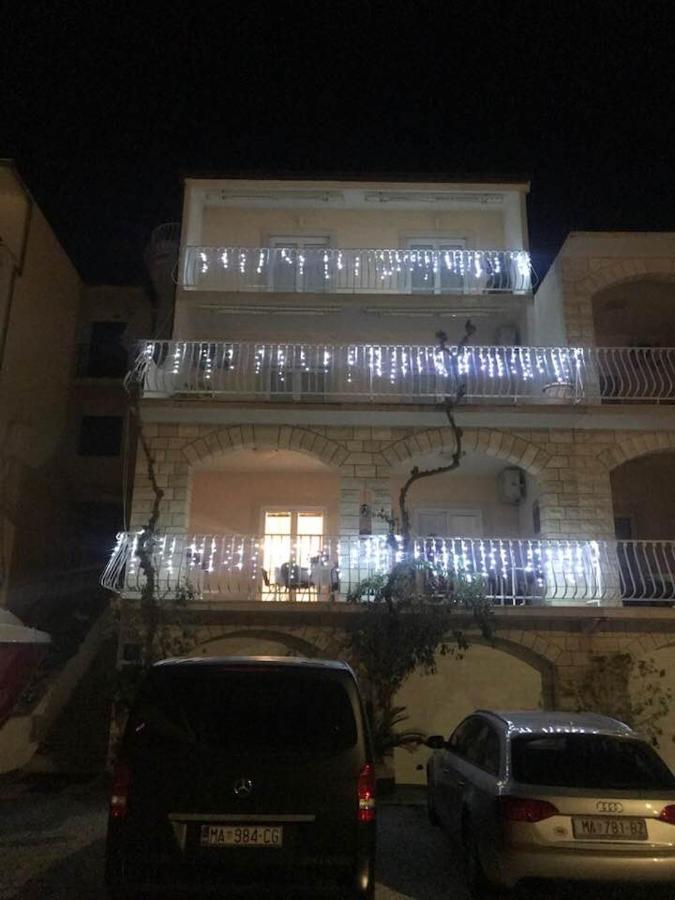 Villa Nora Tučepi Esterno foto