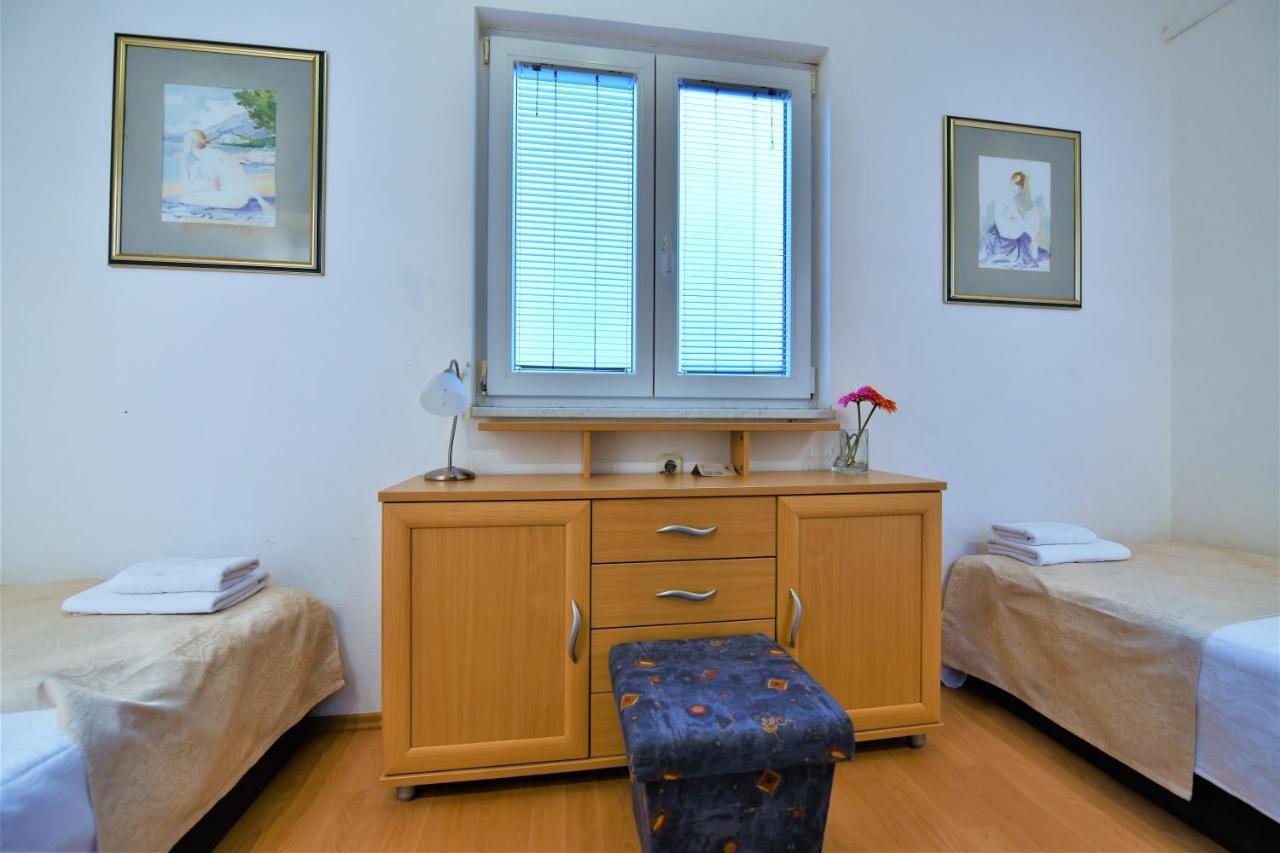 Villa Nora Tučepi Esterno foto