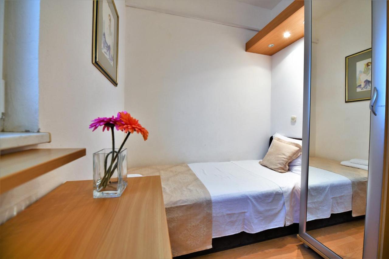 Villa Nora Tučepi Esterno foto
