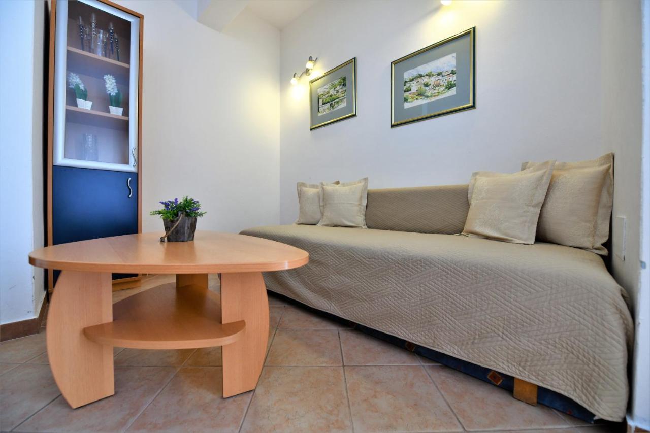 Villa Nora Tučepi Esterno foto