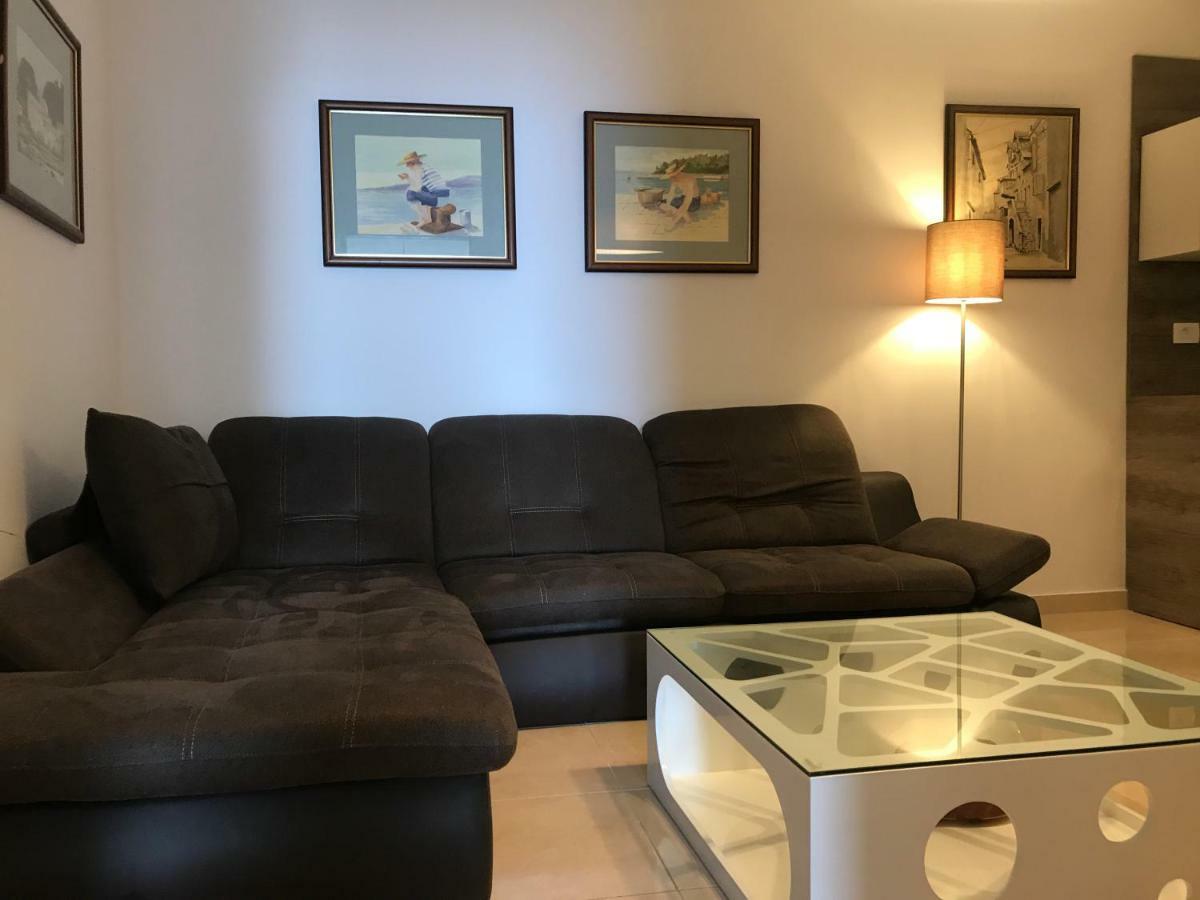 Villa Nora Tučepi Esterno foto